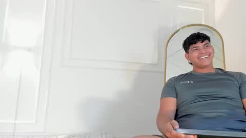 nicol_and_thiago_212 online show from March 12, 9:51 pm