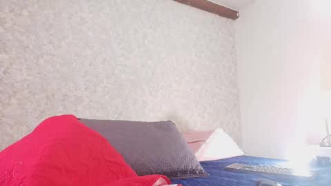 Nicol online show from September 8, 7:24 pm