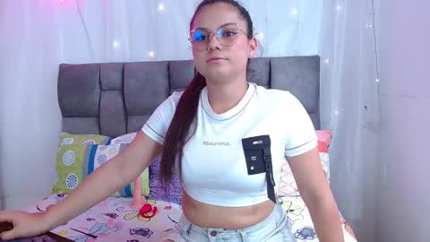 nicol online show from November 25, 7:12 pm