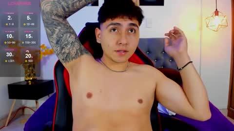 nicolas_james_sc online show from November 4, 3:46 pm