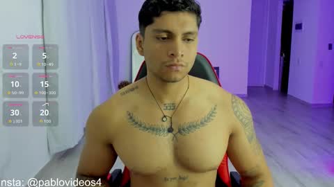 nicolas_montoya online show from October 1, 11:47 pm