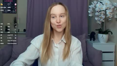 Nicoletta online show from March 17, 6:46 pm