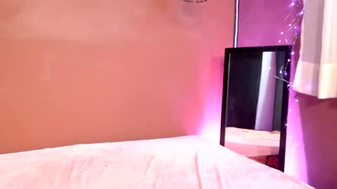 nicole_brown1126 online show from November 21, 8:34 am