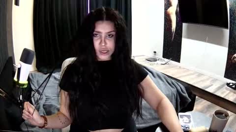 Nicole online show from February 26, 3:26 pm