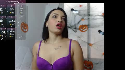 nicole roman online show from October 26, 1:56 pm