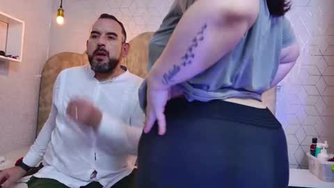 Nicole online show from February 19, 3:33 pm