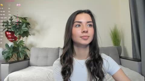 Dua Lipa online show from March 3, 7:07 pm