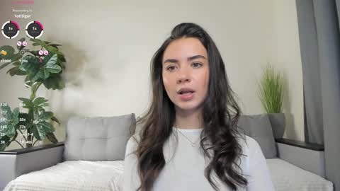 Dua Lipa online show from February 9, 4:18 pm