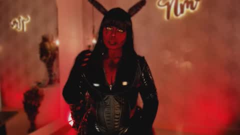 Andrea give it a thumbs up please its important  online show from March 27, 3:02 pm