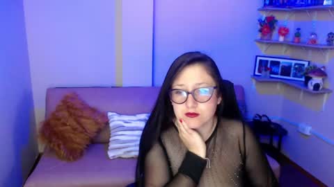 Nicolle  online show from July 13, 11:47 am