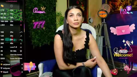 Nicolle online show from June 1, 10:16 am