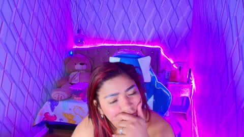 Nicolle Miley online show from October 7, 4:08 am