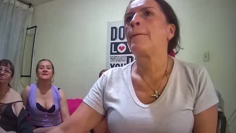 nicoltatiana_ online show from October 2, 12:20 am