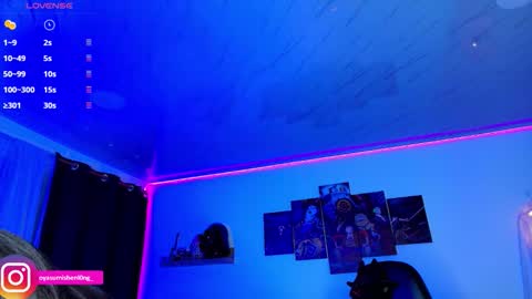 Lizzie online show from November 2, 1:49 am