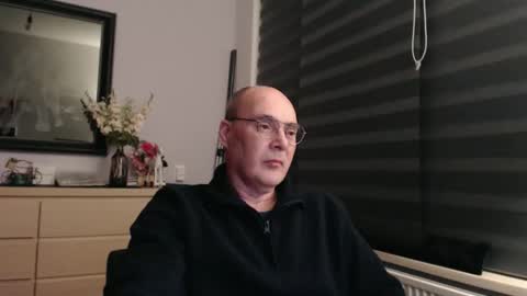 nightkeeper63 online show from February 15, 12:02 am