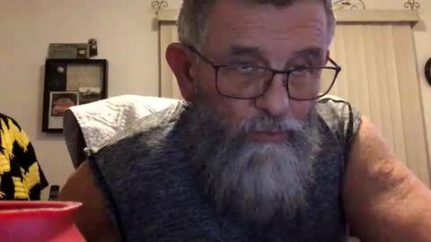 nightmoves1970 online show from December 17, 4:08 am