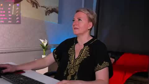 Nika online show from June 19, 9:59 am