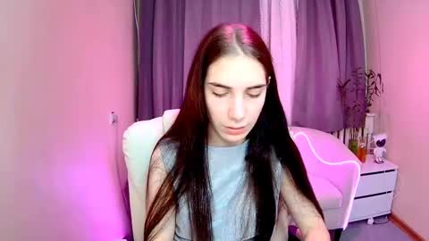 nikastarkk online show from November 19, 7:34 pm