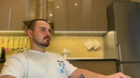 Snapshot of nikbusiness chatting on September 16, 3:59 pm Nick online show from September 16, 3:59 pm