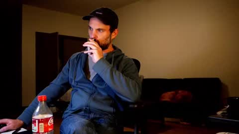 Snapshot of nikejude56 chatting on September 24, 3:35 am Nike Jude online show from September 24, 3:35 am