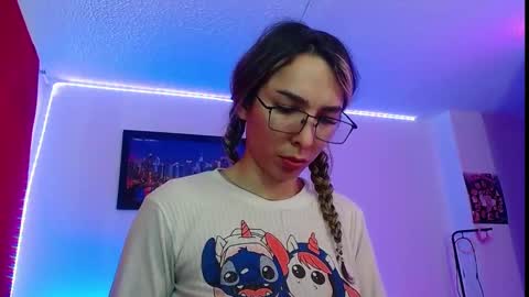 Snapshot of niki_1998 chatting on September 16, 4:10 pm Natalia online show from September 16, 4:10 pm