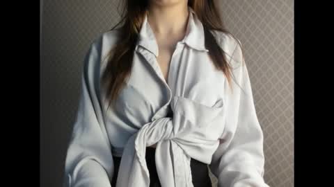 nikiololli666 online show from September 23, 7:09 pm