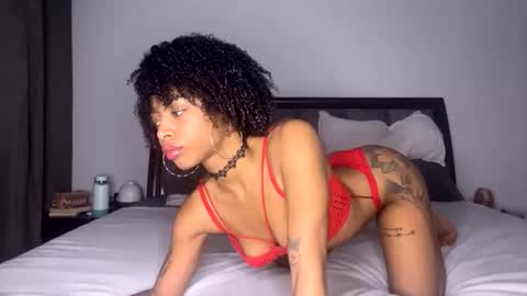 nikitalove104 online show from September 28, 9:24 pm
