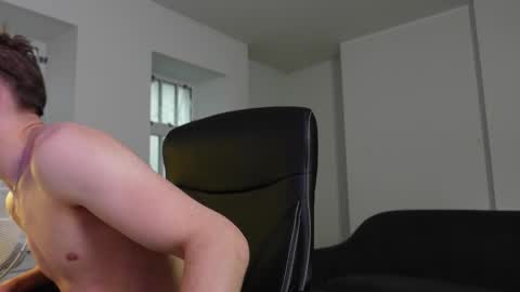 nikki online show from December 16, 9:48 am