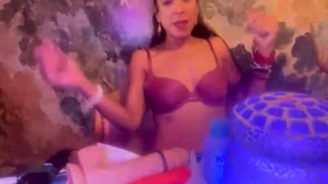 nikkipoon online show from April 25, 6:38 pm