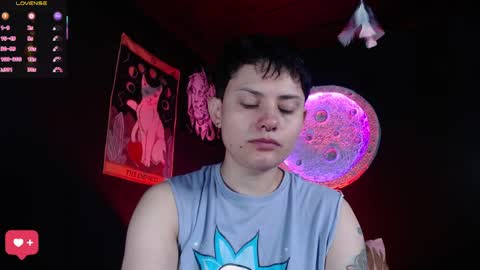 Nikky online show from April 5, 1:19 pm