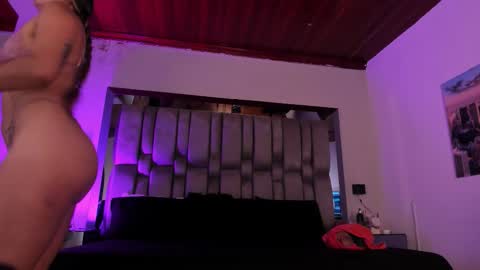     online show from March 5, 11:19 am