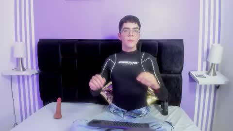 niko_baby_bear online show from September 18, 8:35 pm