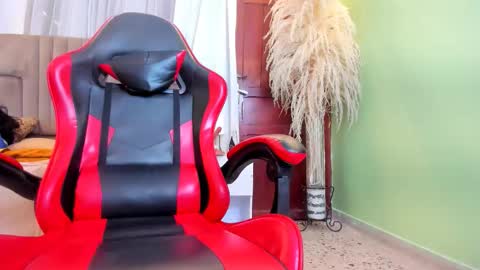 Niko Kael online show from February 15, 11:42 am