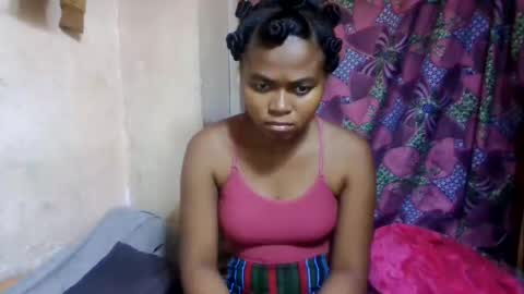 nilah online show from May 28, 7:39 am