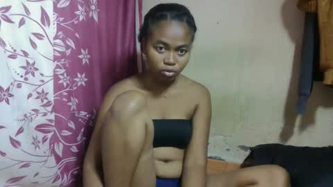 nilah online show from March 18, 8:53 am