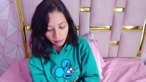 Nina Carther online show from April 1, 1:41 pm