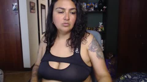 Nina Moon online show from October 16, 8:07 pm