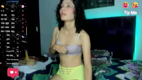 nina_vergara online show from February 21, 6:27 am
