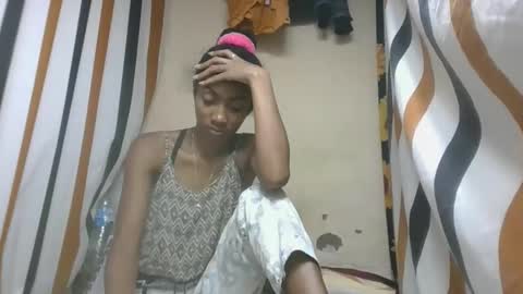 ninaeaa online show from January 16, 8:12 am