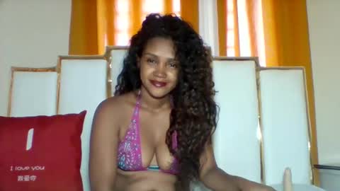 ninah_rise online show from February 1, 3:25 am