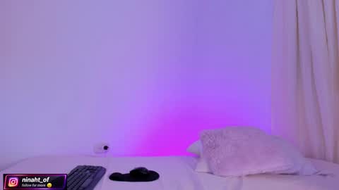 ninahtx online show from April 15, 9:26 pm