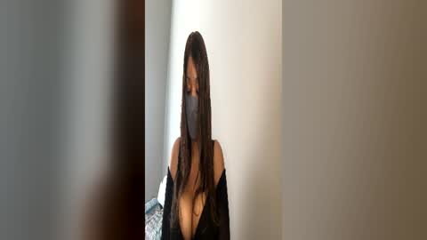 Ninarivers online show from June 25, 5:18 pm
