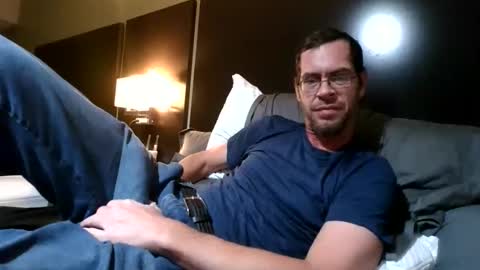 Snapshot of nineinchbronco chatting on October 24, 7:42 am nineinchbronco online show from October 24, 7:42 am