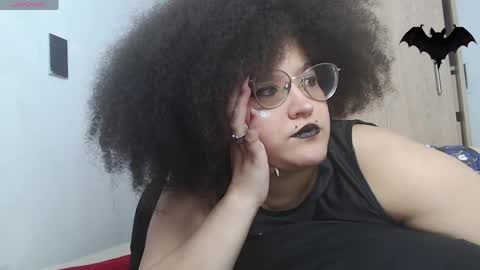 Doll independent model online show from April 16, 3:06 am