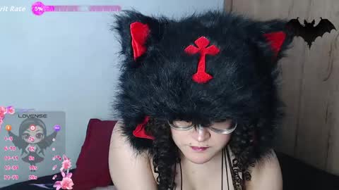 Doll independent model online show from April 18, 3:19 am