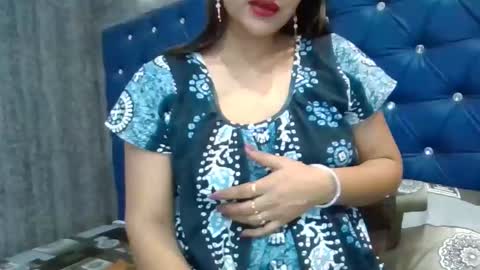 Nishu online show from November 11, 6:04 am