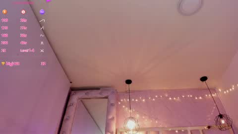  V I C T O R I A   online show from March 28, 12:34 am