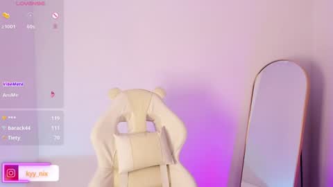 Nicki  online show from June 22, 3:25 am