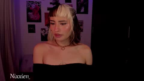 Nixxie  online show from March 11, 3:09 am