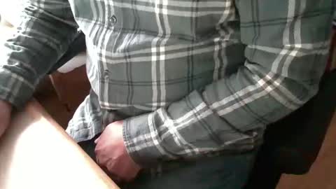 njutningsokare online show from April 2, 8:21 am